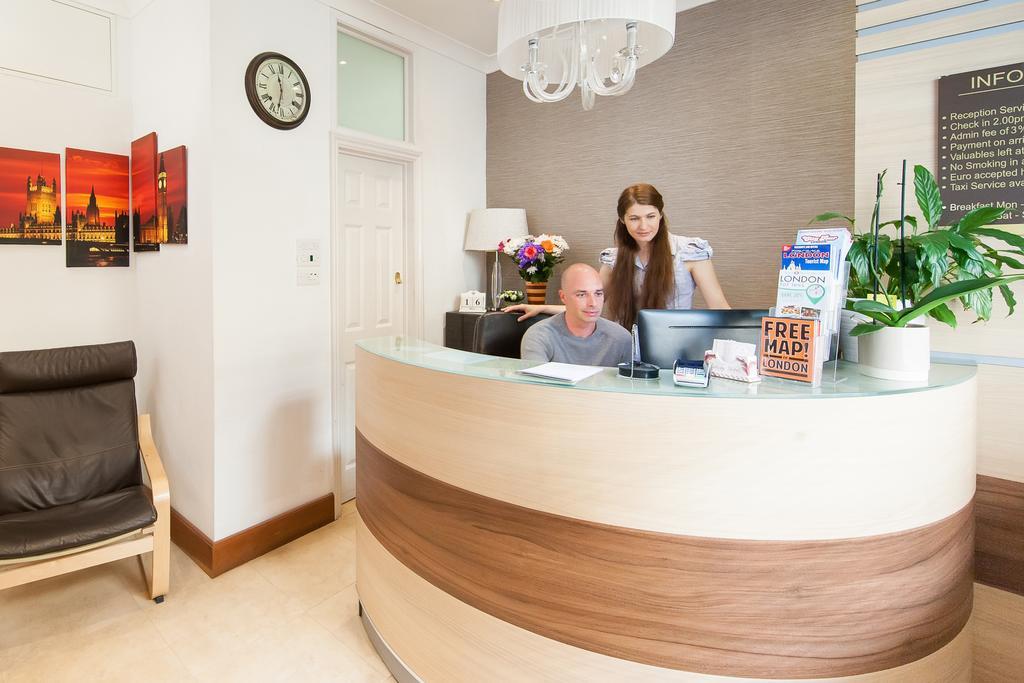 Hotell Fairway 2*