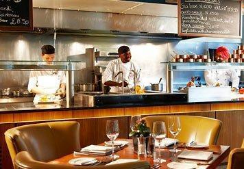 Hotel Marriott Executive London, West India Quay 5*