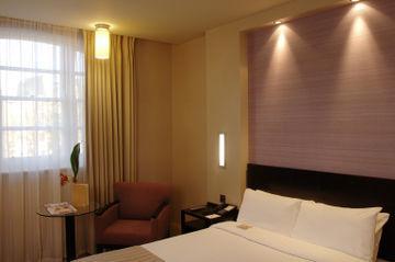 Nh Kensington Hotel