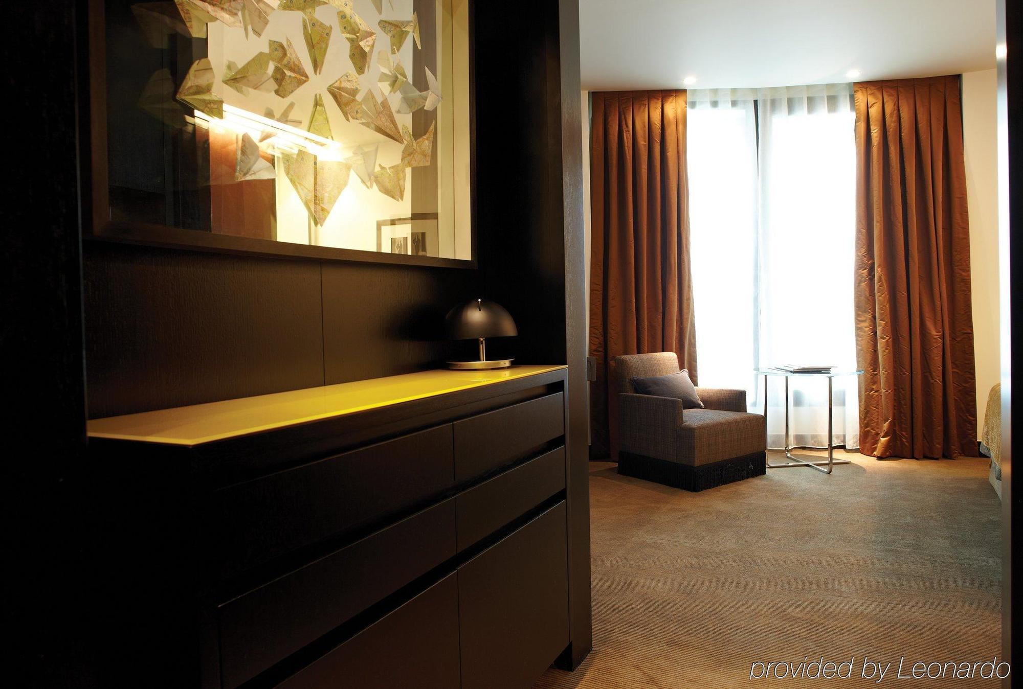 Crowne Plaza Battersea 4* Londres