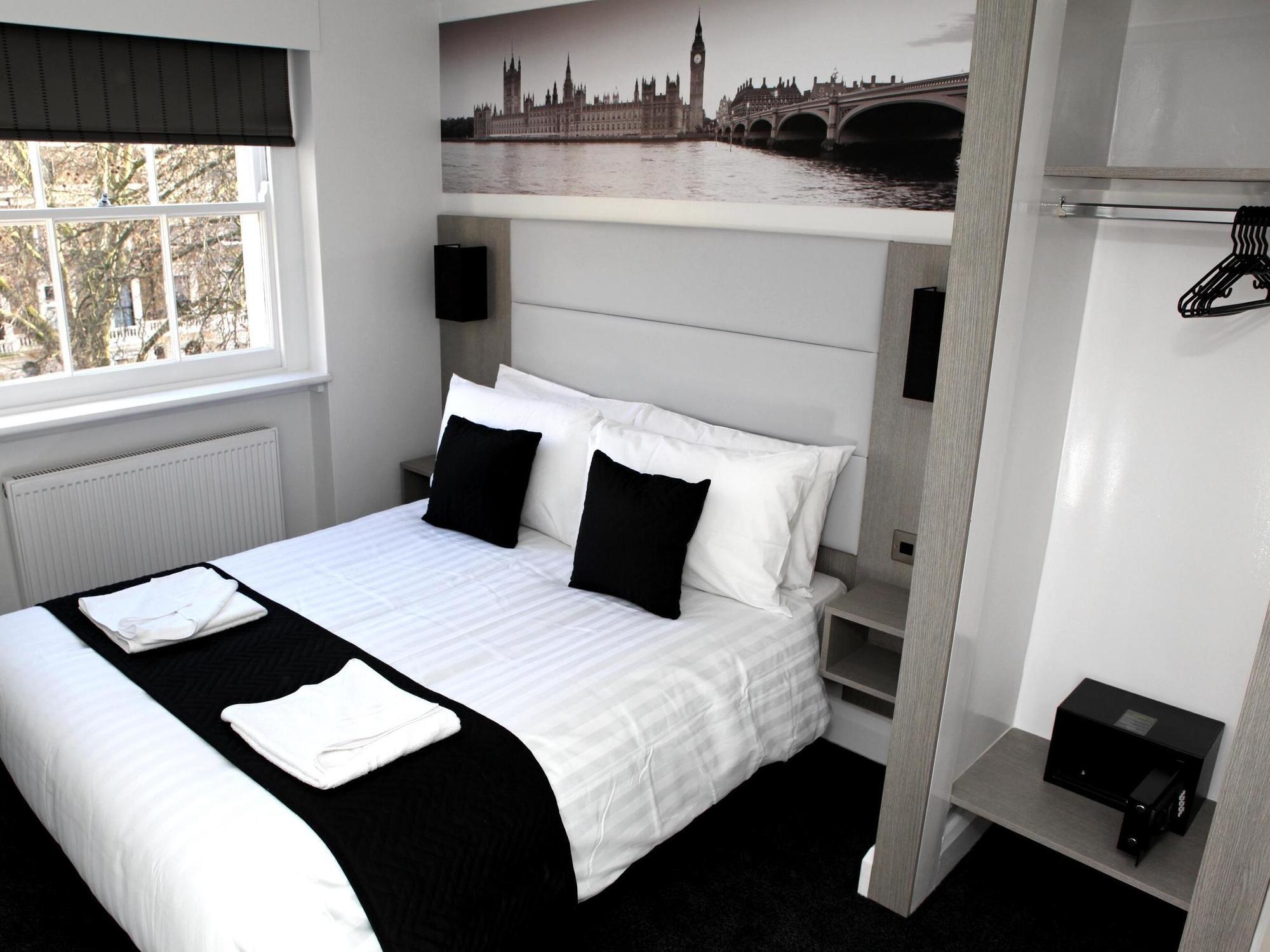 The Omega Hotell