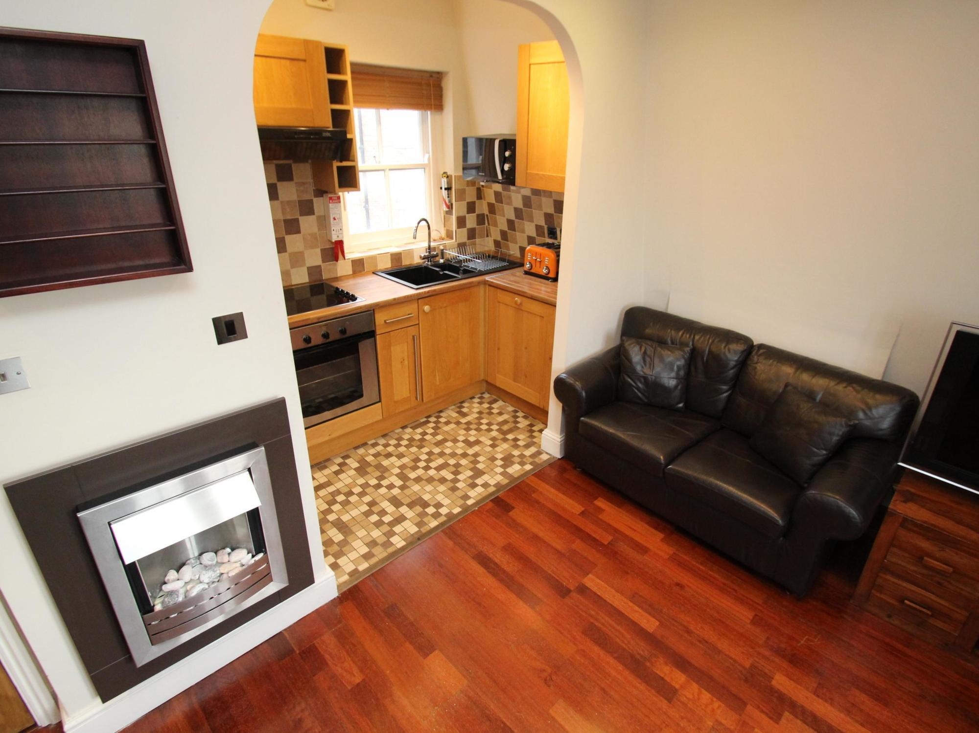Castletown House Apartment London
