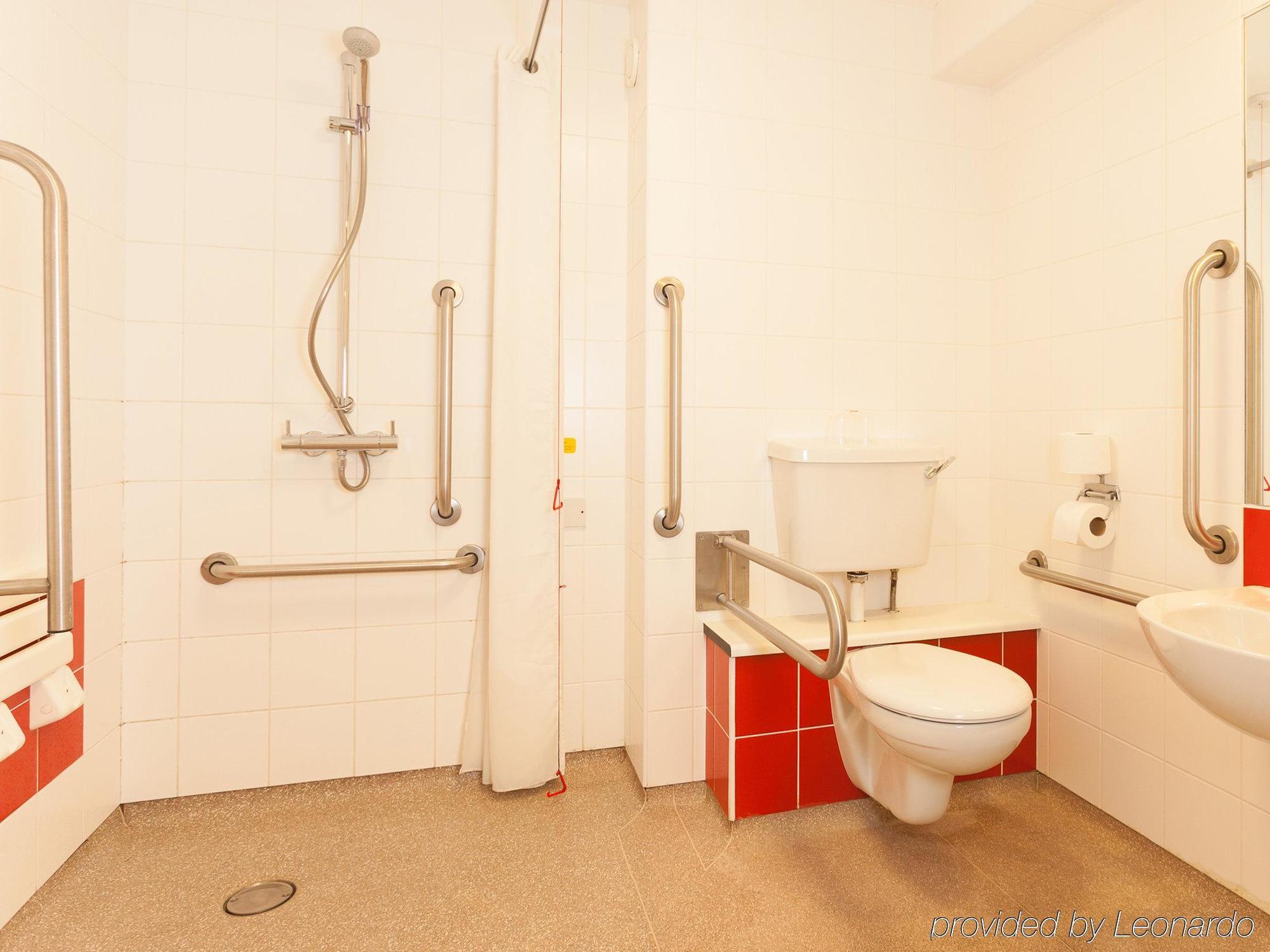 Travelodge Southwark 3* London