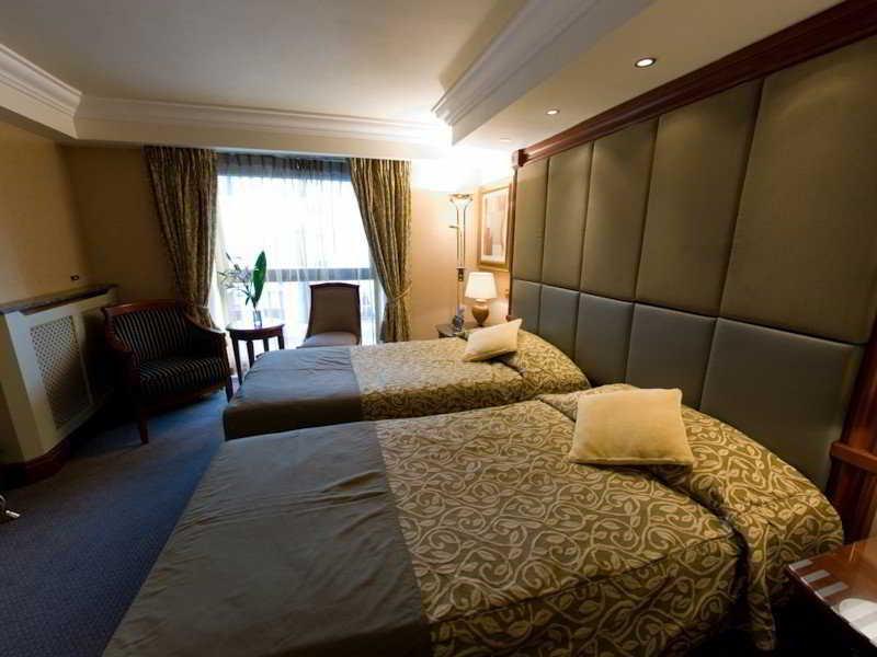 Paddington Court Executive Hotel London