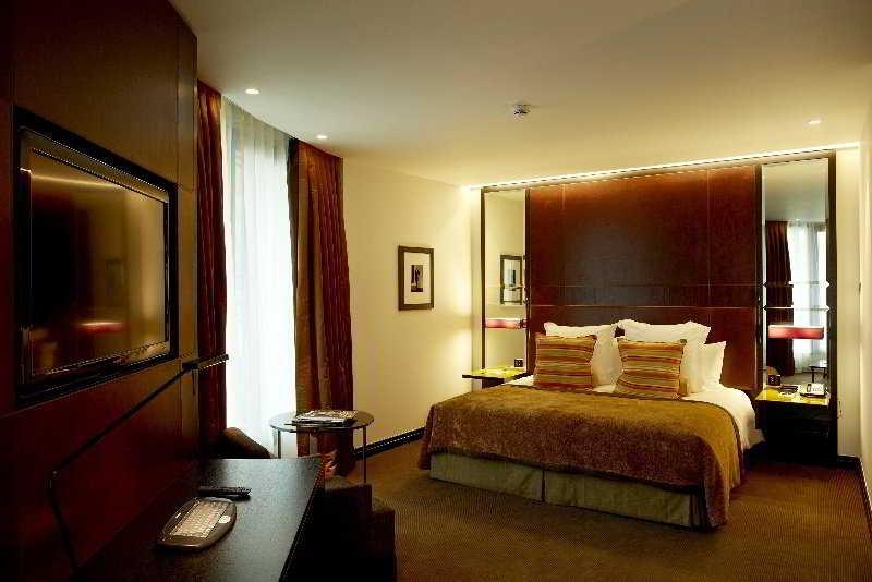 Crowne Plaza Battersea Hotel Londres