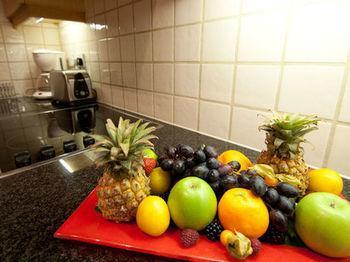 15 Basil Street Knightsbridge, Luxury Serviced 5* London