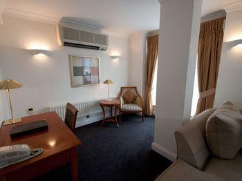 15 Basil Street Knightsbridge, Luxury Serviced Leilighetshoteller 5*