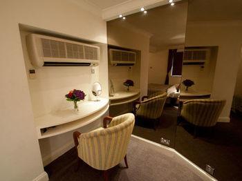 15 Basil Street Knightsbridge, Luxury Serviced 5*