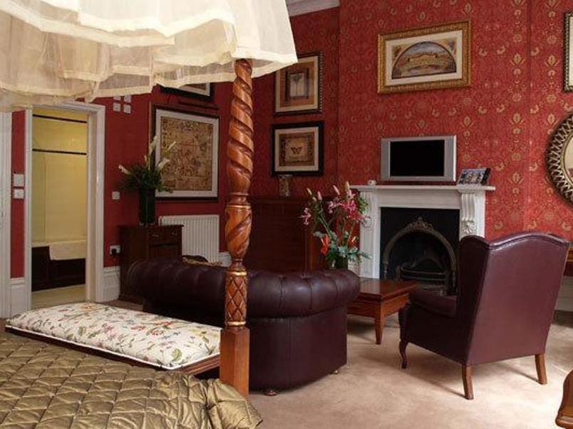 Opulence Boutique Hotel 4*