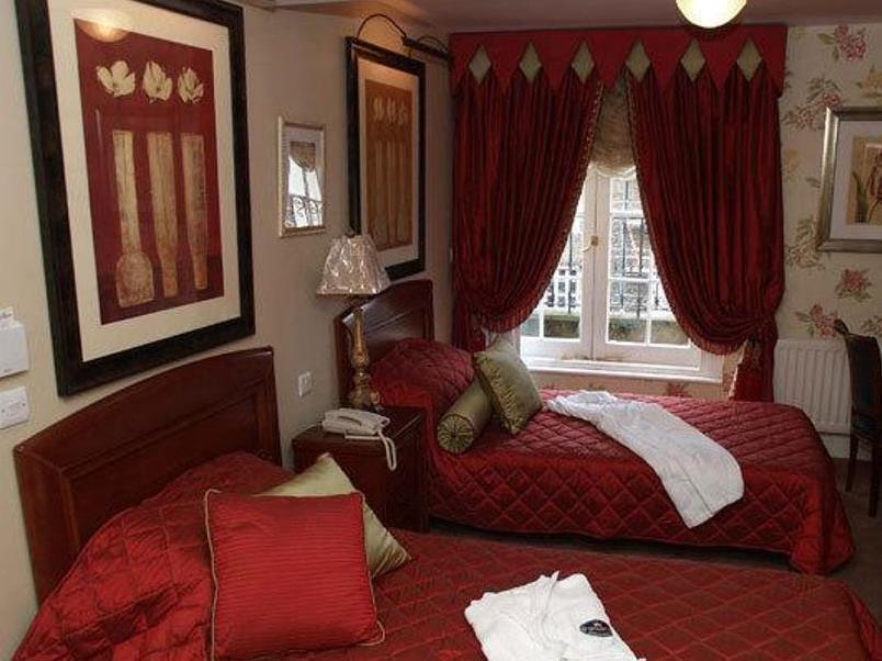 Opulence Boutique 4*