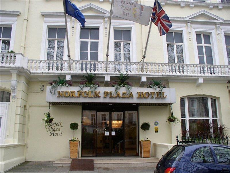 Hotel Norfolk Plaza 3*