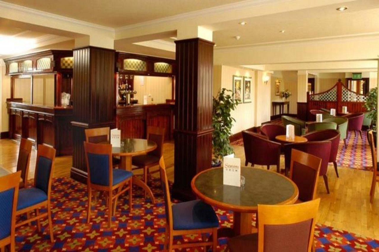 Hotel Comfort Harrow 3*