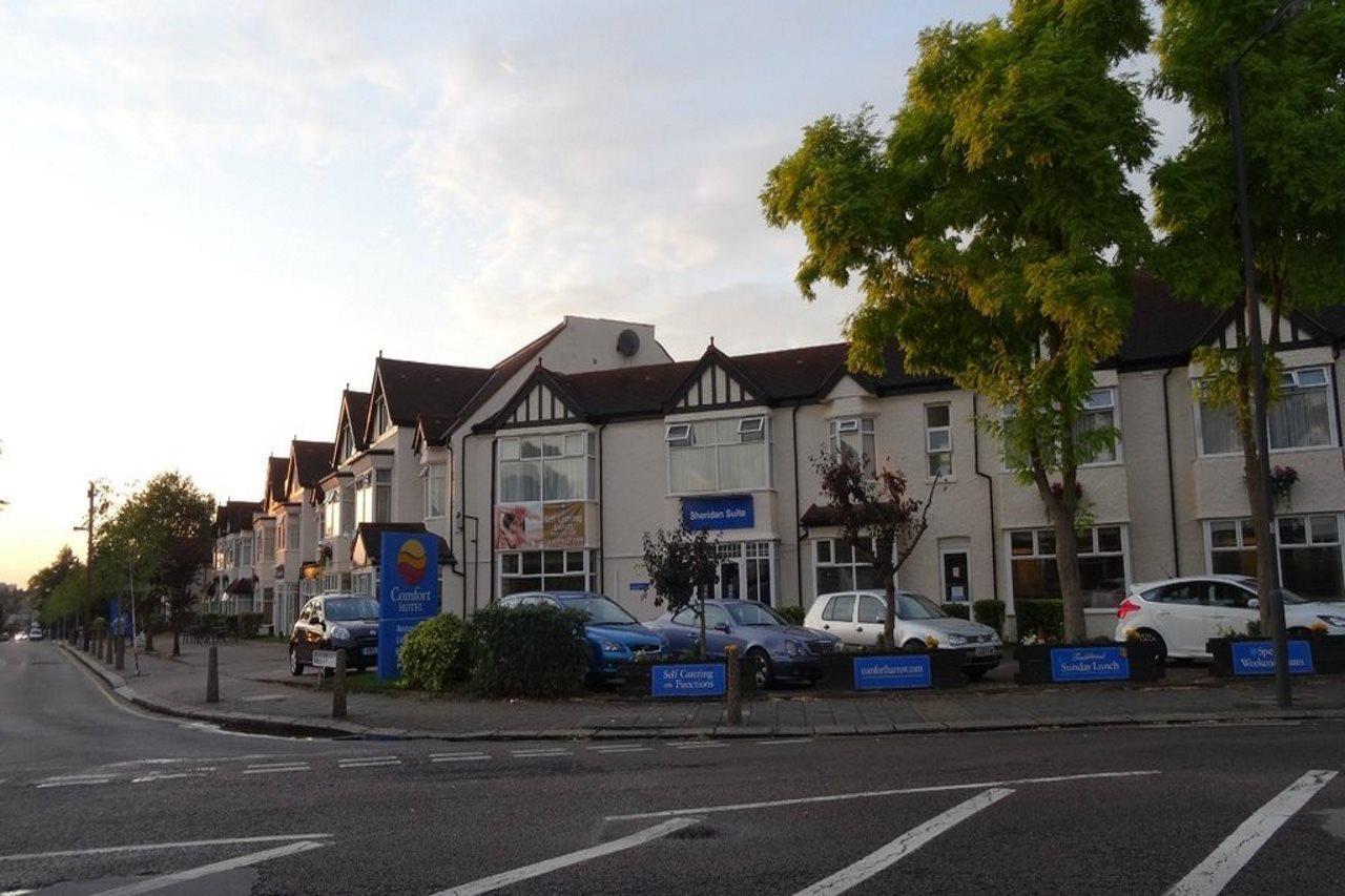 Hotel Comfort Harrow 3*
