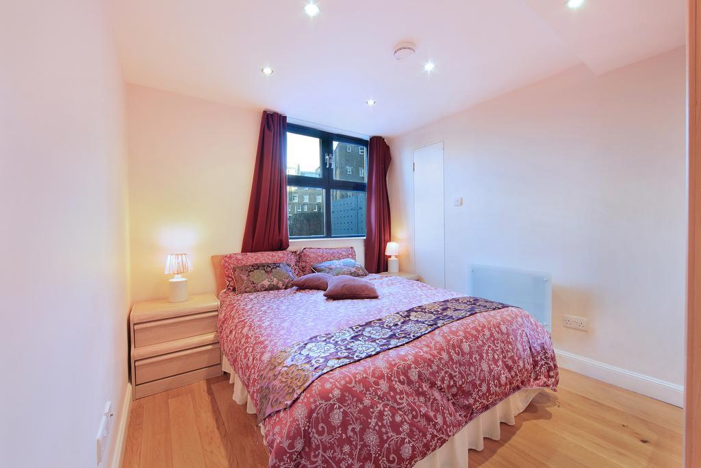 Apartment Point West *