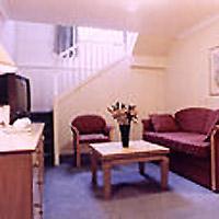 Norfolk Plaza Hotel 3*