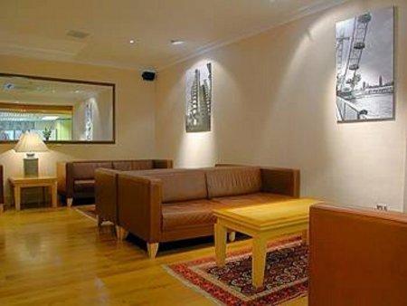 Norfolk Plaza Hotel 3*