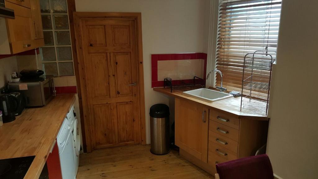 Edwardian Garden Flat Apartment *