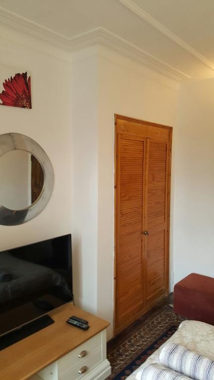 Edwardian Garden Flat Apartment London