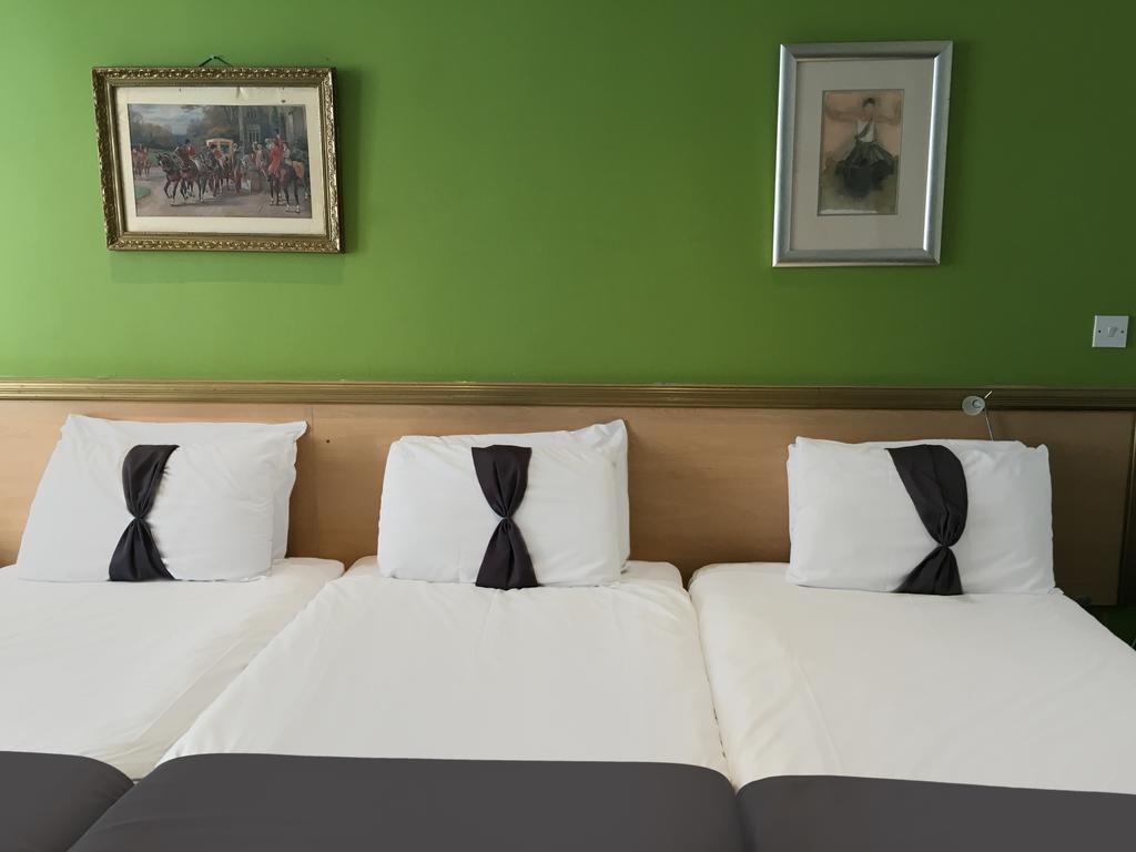 Clapham South Belvedere Hotel