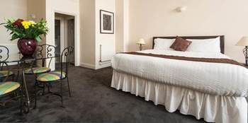 Park Lane Aparthotel 4*