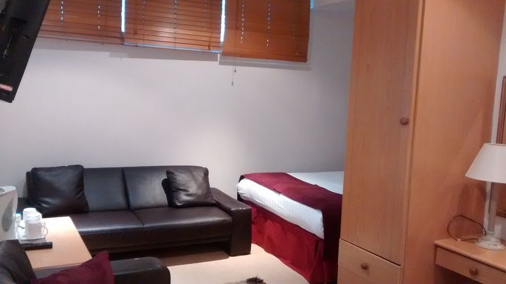 Rushmore 3* London