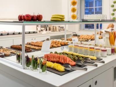 Nh Kensington Hotel 4*