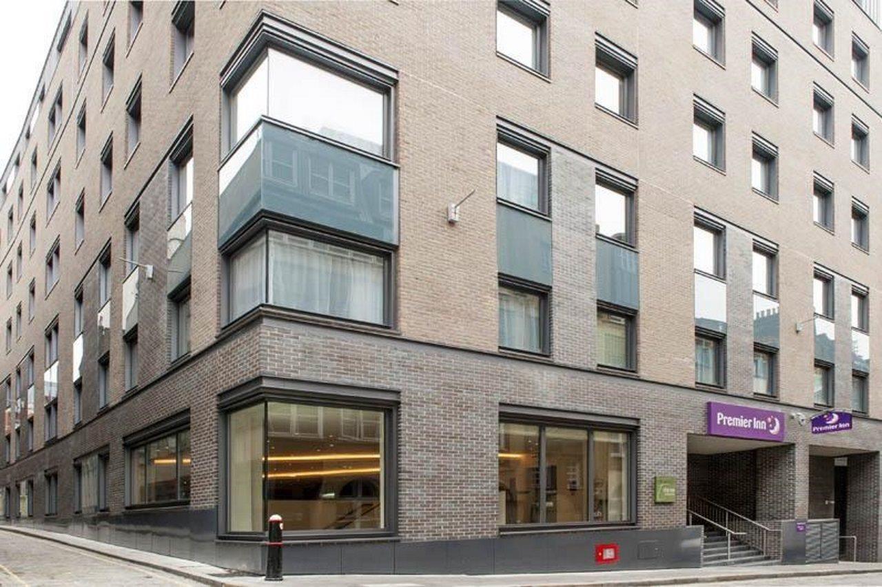 Premier Inn London Bank Hotel London