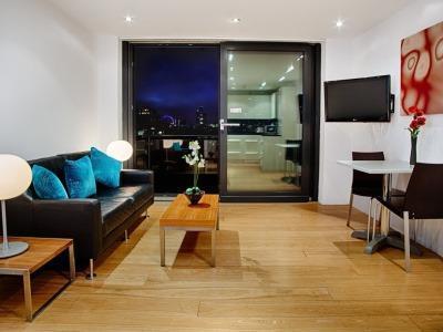 Hotel Tower Bridge