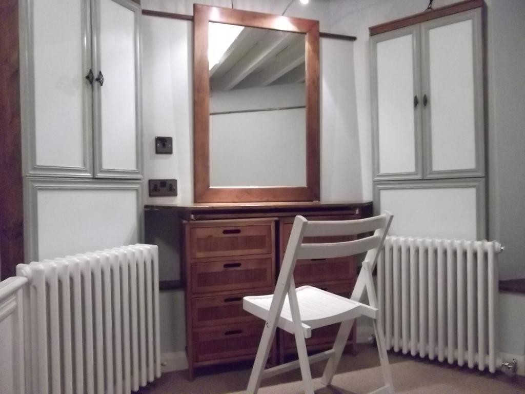 The Old Shoemaker's Shop Holiday home London