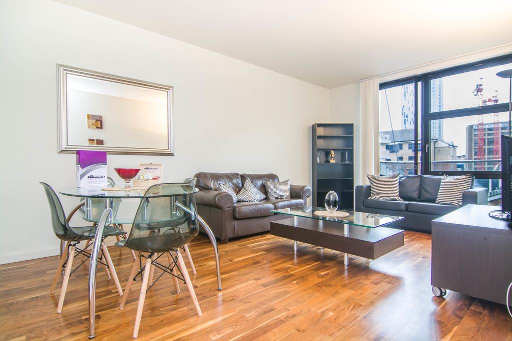 Canary Wharf - Corporate River View Apartments *