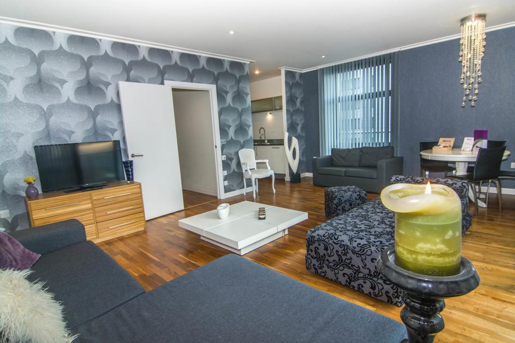 Canary Wharf - Corporate River View Apartments