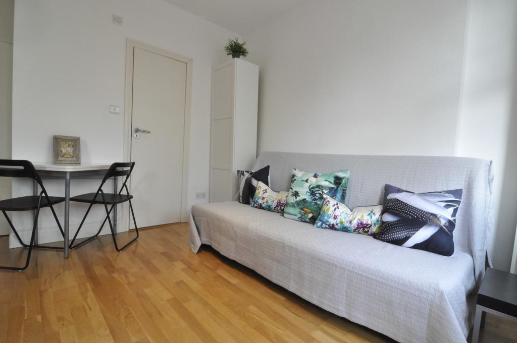 The Short Let West Kensington Apartment London