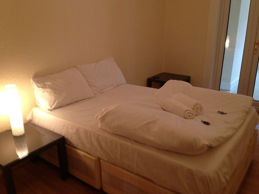 Lathom Hotel