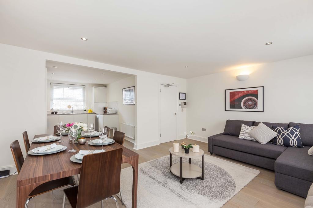 Covent Garden Oasis - 2 Bedrooms 2 Baths Leilighet London