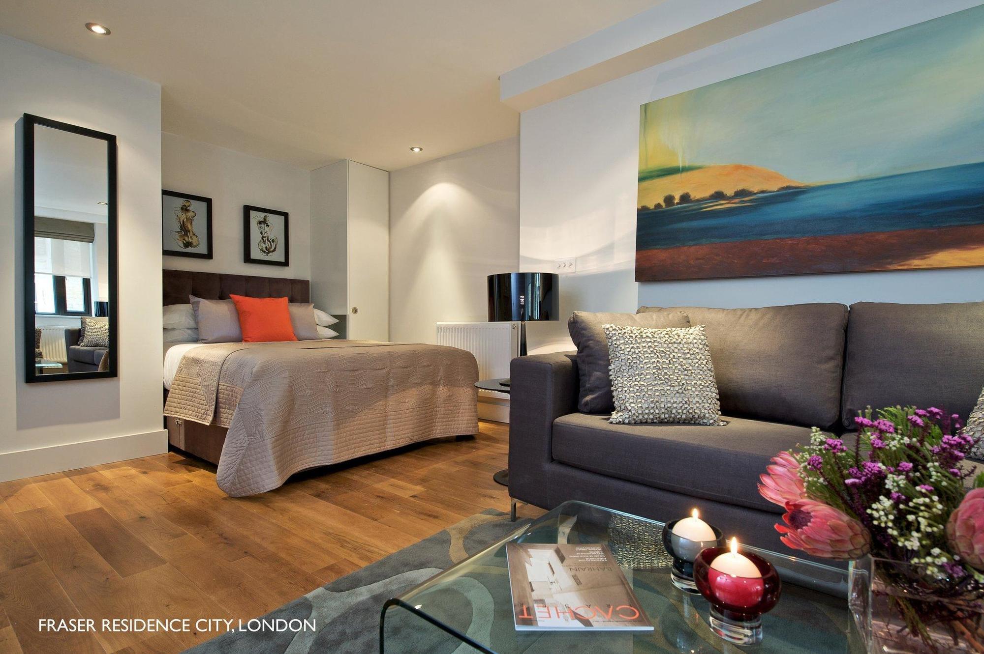 Aparthotel Fraser