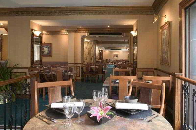 Hotel Berjaya Eden Park London