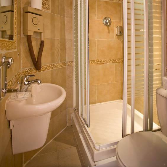 Apartment Dylan Earls Court London