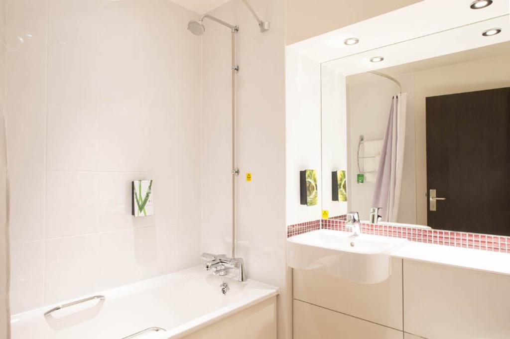 Premier Inn London Lewisham Hotel 3*