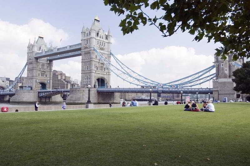 Hotell Think London
