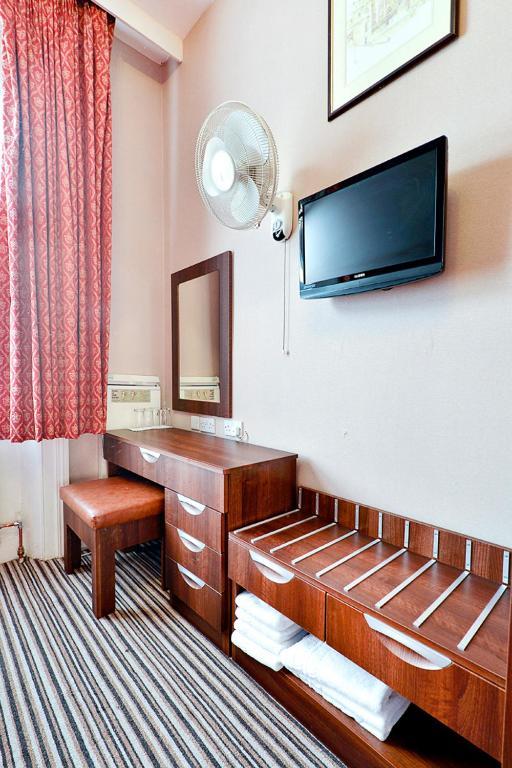 Hotell Oliver 3*