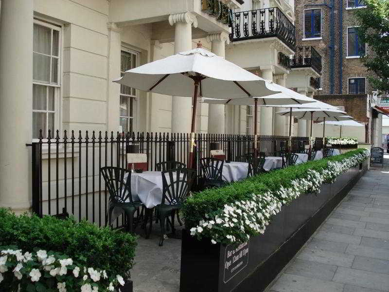 Hotel Berjaya Eden Park 3*