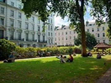 Hotel Norfolk Plaza London