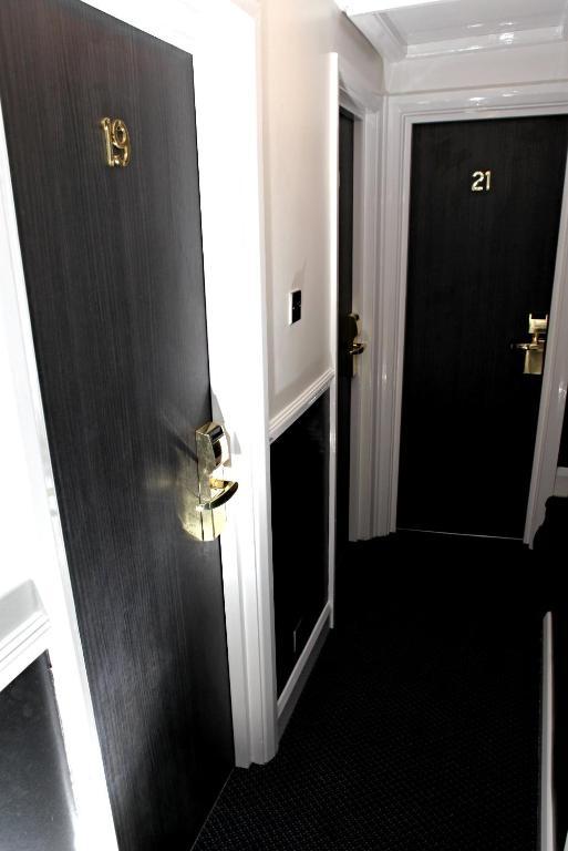 Hotell The Omega 3*