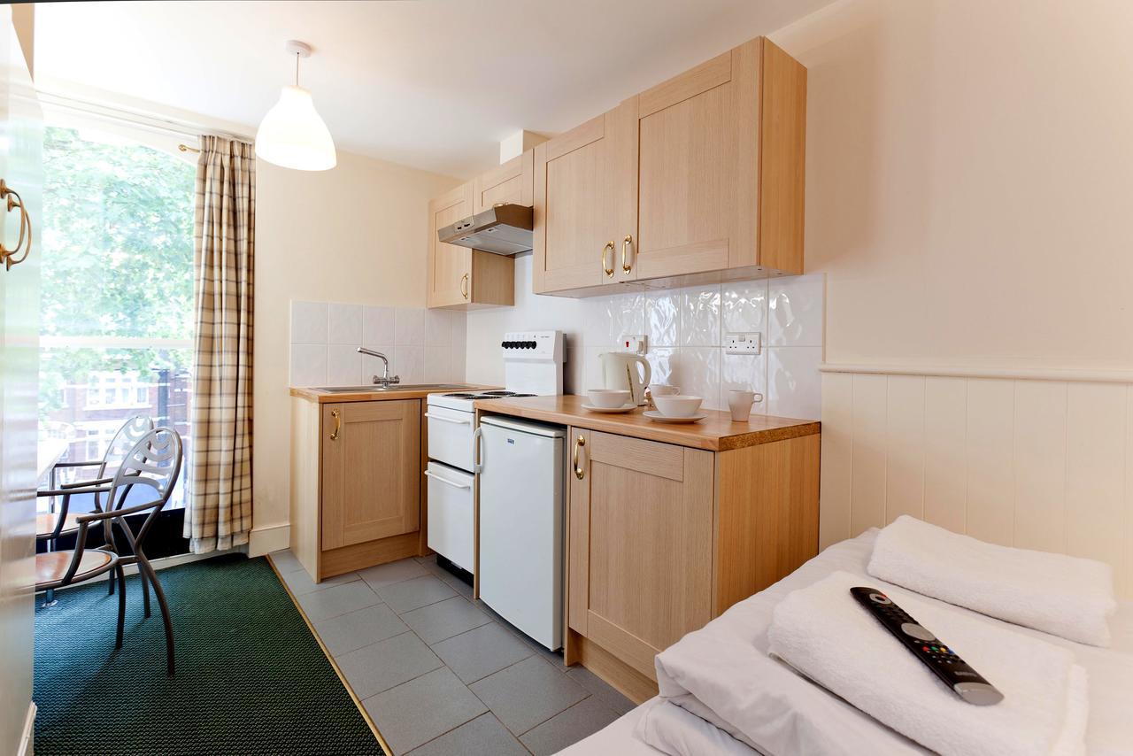 Welby 2* London