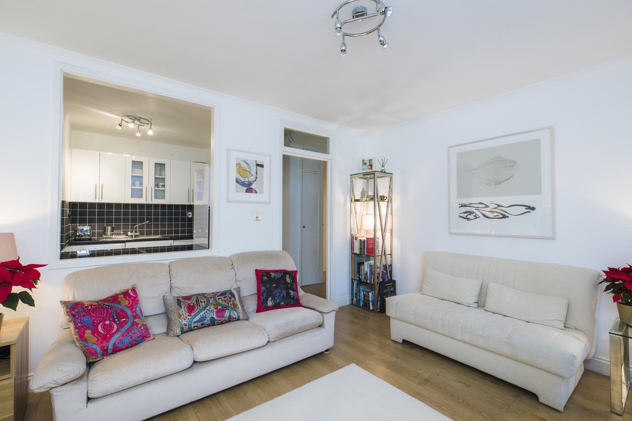Sublime Flat With Thames View Apartment London