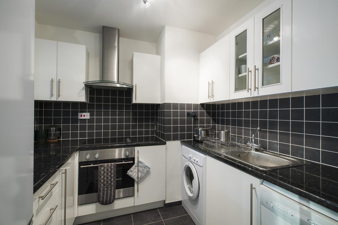 Sublime Flat With Thames View London