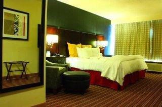 Norfolk Plaza Hotel