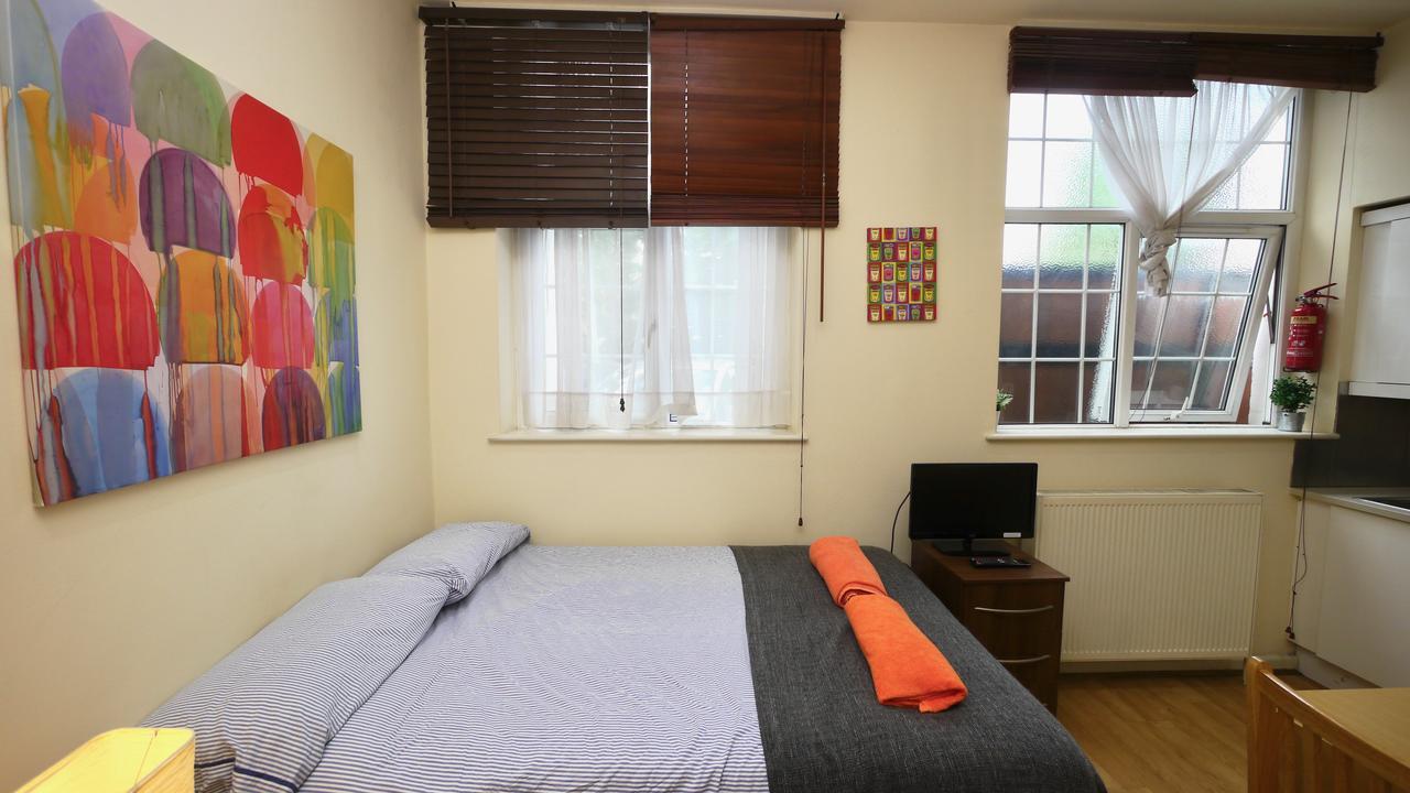 Mapesbury Hostel *