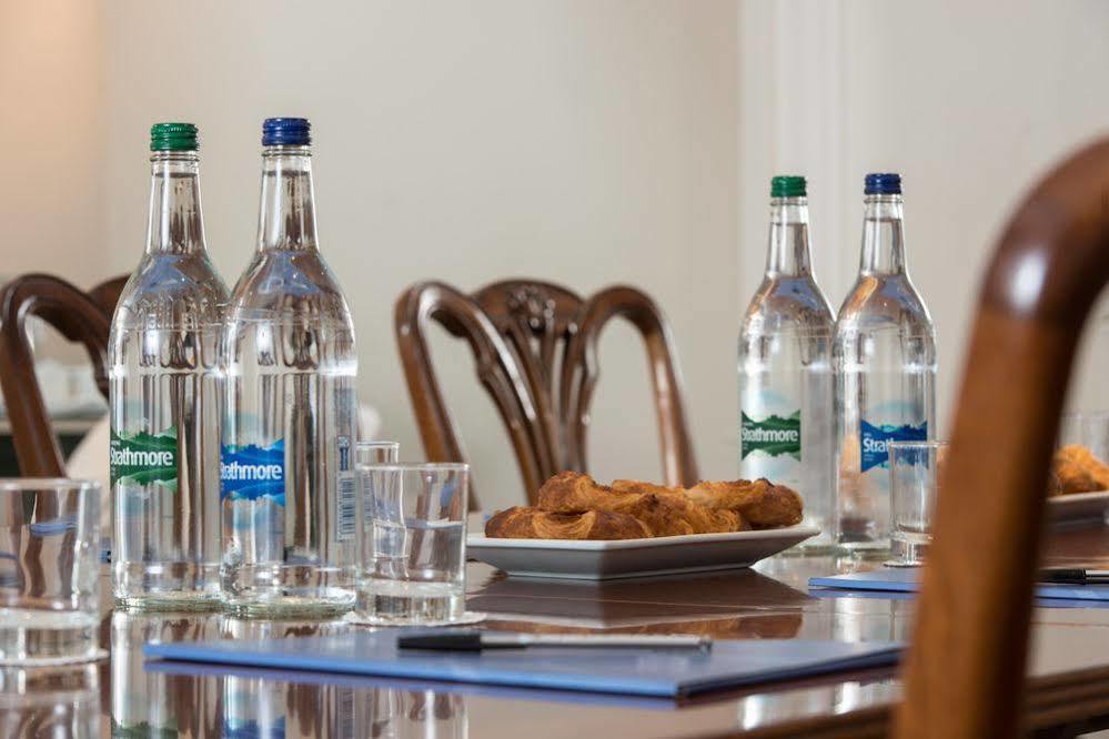 Park International Hotell 4*