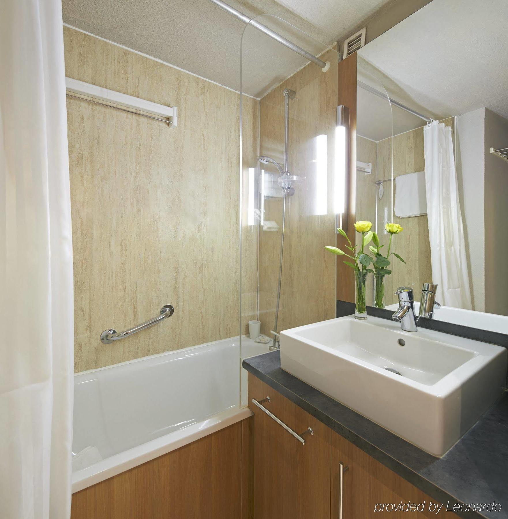 Citadines Barbican 4*